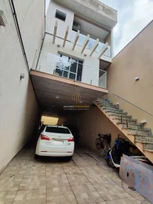 Sobrado com 3 Quartos à venda, 256m² no Vila Emílio, Mauá