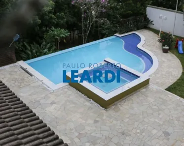 Casa de Condomínio com 4 Quartos à venda, 480m² no Arujázinho I, II e III, Arujá