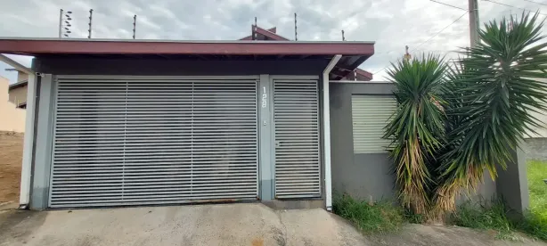 Casa com 3 Quartos à venda, 130m² no Loteamento Villa Branca, Jacareí