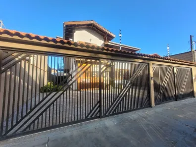 Sobrado com 5 Quartos à venda, 330m² no Indaiá, Caraguatatuba