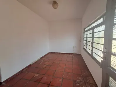 Casa com 3 Quartos à venda, 78m² no Jardim Cavinato, Limeira