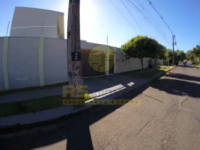 Sobrado com 5 Quartos à venda, 500m² no Jardim Santa Helena, Maringá
