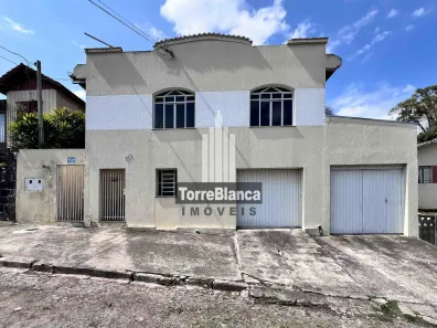 Casa com 3 Quartos para alugar, 200m² no Uvaranas, Ponta Grossa
