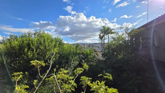 Casa com 4 Quartos à venda, 161m² no Novo Glória, Belo Horizonte