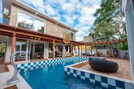 Casa de Condomínio com 4 Quartos à venda, 280m² no Sambaqui, Florianópolis
