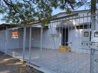 Casa com 2 Quartos para alugar, 70m² no Feliz, Goiânia