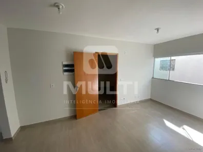 Apartamento com 2 Quartos para alugar, 60m² no Novo Mundo, Uberlândia