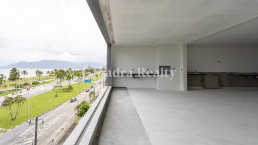 Apartamento com 4 Quartos à venda, 189m² no Indaiá, Caraguatatuba
