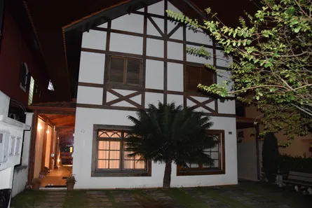 Casa de Condomínio com 3 Quartos à venda, 310m² no Parque Munhoz, São Paulo