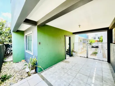 Casa de Condomínio com 2 Quartos à venda, 100m² no , Garopaba