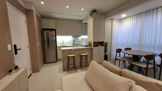 Apartamento com 2 Quartos à venda, 56m² no Carvoeira, Florianópolis