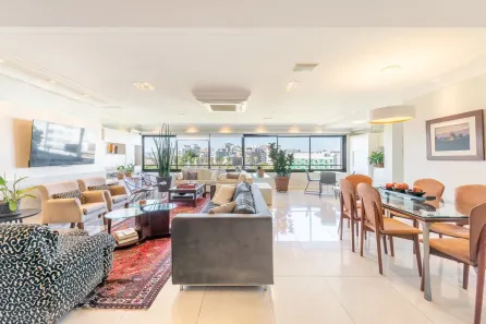 Apartamento com 3 Quartos à venda, 177m² no Moinhos de Vento, Porto Alegre