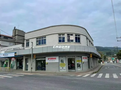 Sala Comercial para alugar, 170m² no Garcia, Blumenau
