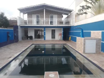 Sobrado com 4 Quartos à venda, 165m² no Jardim, Itanhaém