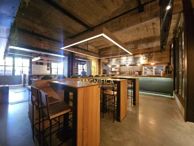 Ponto Comercial com 1 Quarto para alugar, 234m² no Portão, Curitiba
