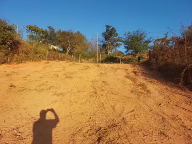 Lote/Terreno à venda, 600m² no Nova Esperança, Santa Luzia