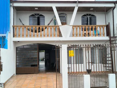 Sobrado com 4 Quartos à venda, 180m² no Sítio Cercado, Curitiba