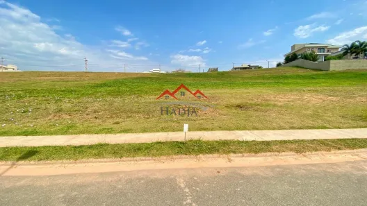 Lote/Terreno à venda, 741m² no Jardim Santa Teresa, Jundiaí