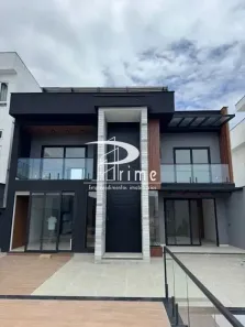 Casa com 3 Quartos à venda, 350m² no Camboinhas, Niterói