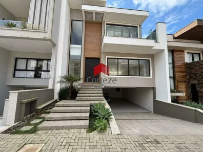 Sobrado com 3 Quartos à venda, 344m² no Itália, São José dos Pinhais