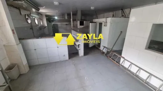 Ponto Comercial para alugar, 150m² no Irajá, Rio de Janeiro