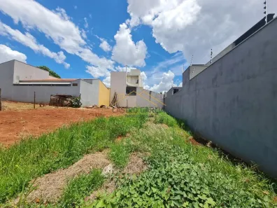 Lote/Terreno à venda, 178m² no Jardim Amélia, Americana