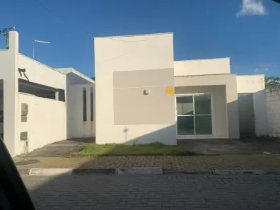 Casa com 2 Quartos para alugar, 58m² no Papagaio, Feira de Santana