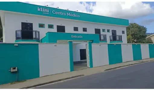 Prédio Comercial com 22 Quartos para venda ou aluguel, 1000m² no Praia da Ribeira (Cunhambebe), Angra dos Reis