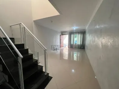 Sobrado com 3 Quartos para alugar, 200m² no Tatuapé, São Paulo