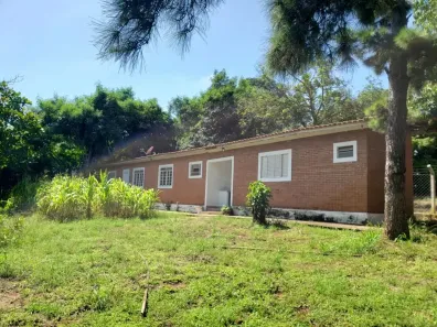 Fazenda/Sítio com 3 Quartos à venda, 600m² no Jardim Valparaíso, Boituva