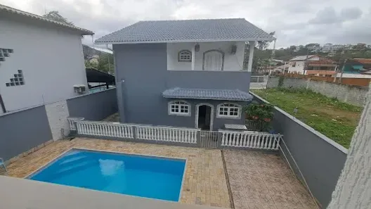 Casa com 4 Quartos à venda, 351m² no Piratininga, Niterói