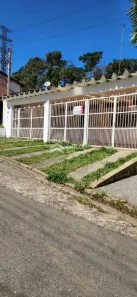 Casa com 3 Quartos para alugar, 130m² no Jardim da Glória, Cotia
