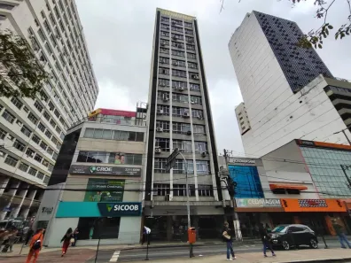 Sala Comercial para alugar, 39m² no Centro, Juiz de Fora