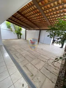 Casa com 4 Quartos para alugar, 360m² no Lagoa Nova, Natal