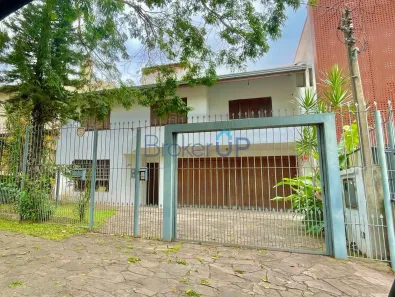 Casa com 4 Quartos à venda, 360m² no Chácara das Pedras, Porto Alegre