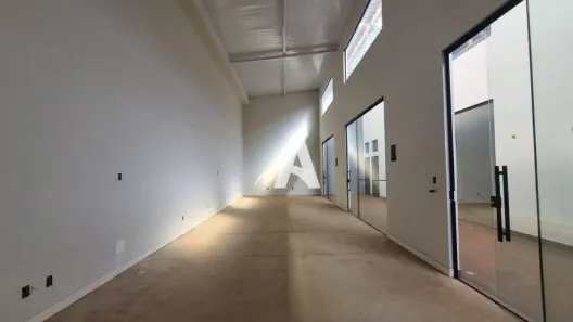 Sala Comercial para alugar, 61m² no Novo Mundo, Uberlândia