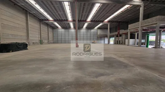 Galpão/Depósito/Armazém para alugar, 3423m² no Parque Jaçatuba, Santo André