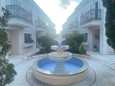 Casa de Condomínio com 3 Quartos à venda, 212m² no Jardim Avelino, São Paulo