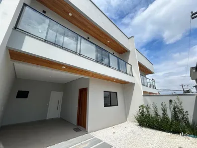 Casa com 3 Quartos à venda, 125m² no Costa e Silva, Joinville