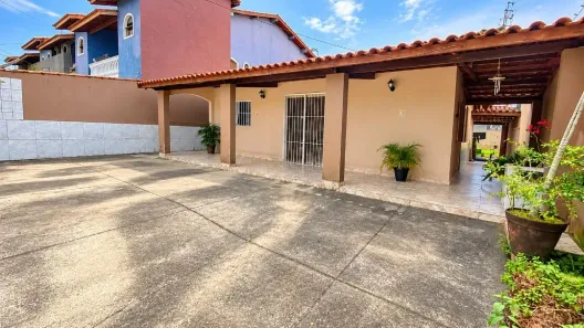 Casa com 3 Quartos para alugar, 100m² no Pontal de Santa Marina, Caraguatatuba