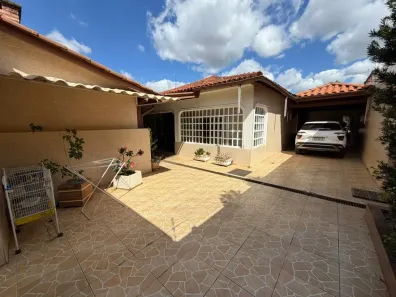 Casa com 4 Quartos à venda, 200m² no Setor Sul, Brasília