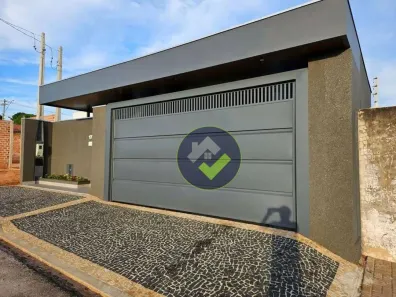 Casa com 2 Quartos à venda, 112m² no Jardim Santa Cândida, Agudos