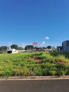 Lote/Terreno à venda, 300m² no Centro, Piratininga