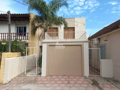 Casa com 3 Quartos para alugar, 168m² no Centro, Santa Maria