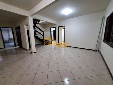 Casa com 4 Quartos à venda, 200m² no América, Joinville