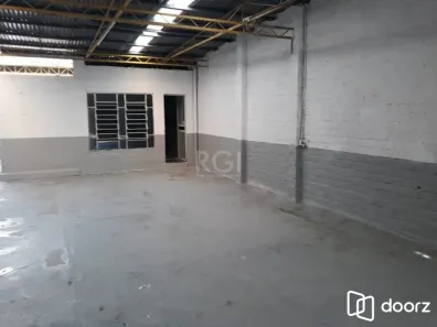 Galpão/Depósito/Armazém à venda, 202m² no São João, Porto Alegre