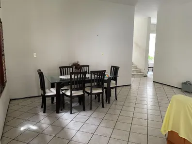 Casa com 4 Quartos à venda, 234m² no Fátima, Fortaleza