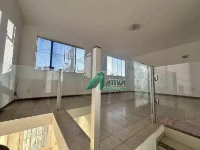 Casa com 4 Quartos para alugar, 200m² no Concórdia, Belo Horizonte