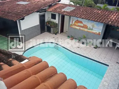 Casa de Condomínio com 5 Quartos à venda, 465m² no Recreio dos Bandeirantes, Rio de Janeiro