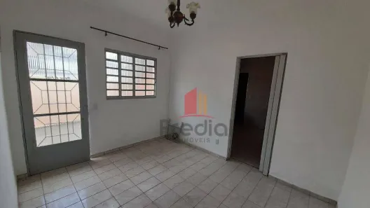 Casa com 2 Quartos para alugar, 120m² no Vila Camilópolis, Santo André